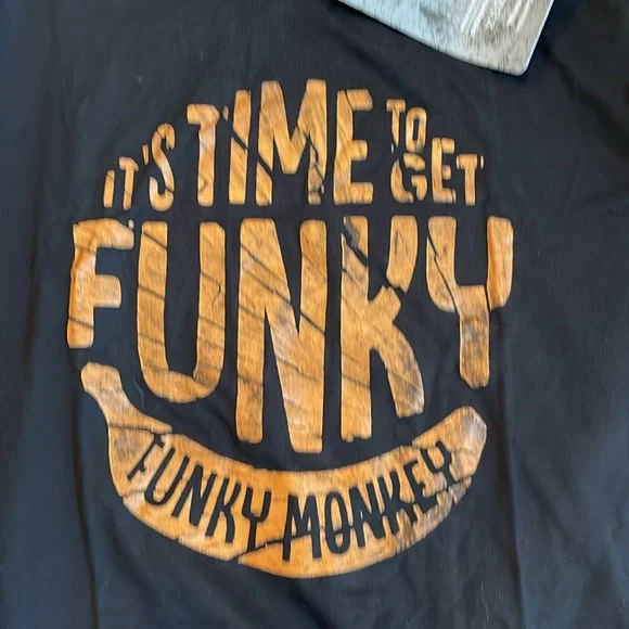 280. Funky monkey tee - Picture 2 of 4